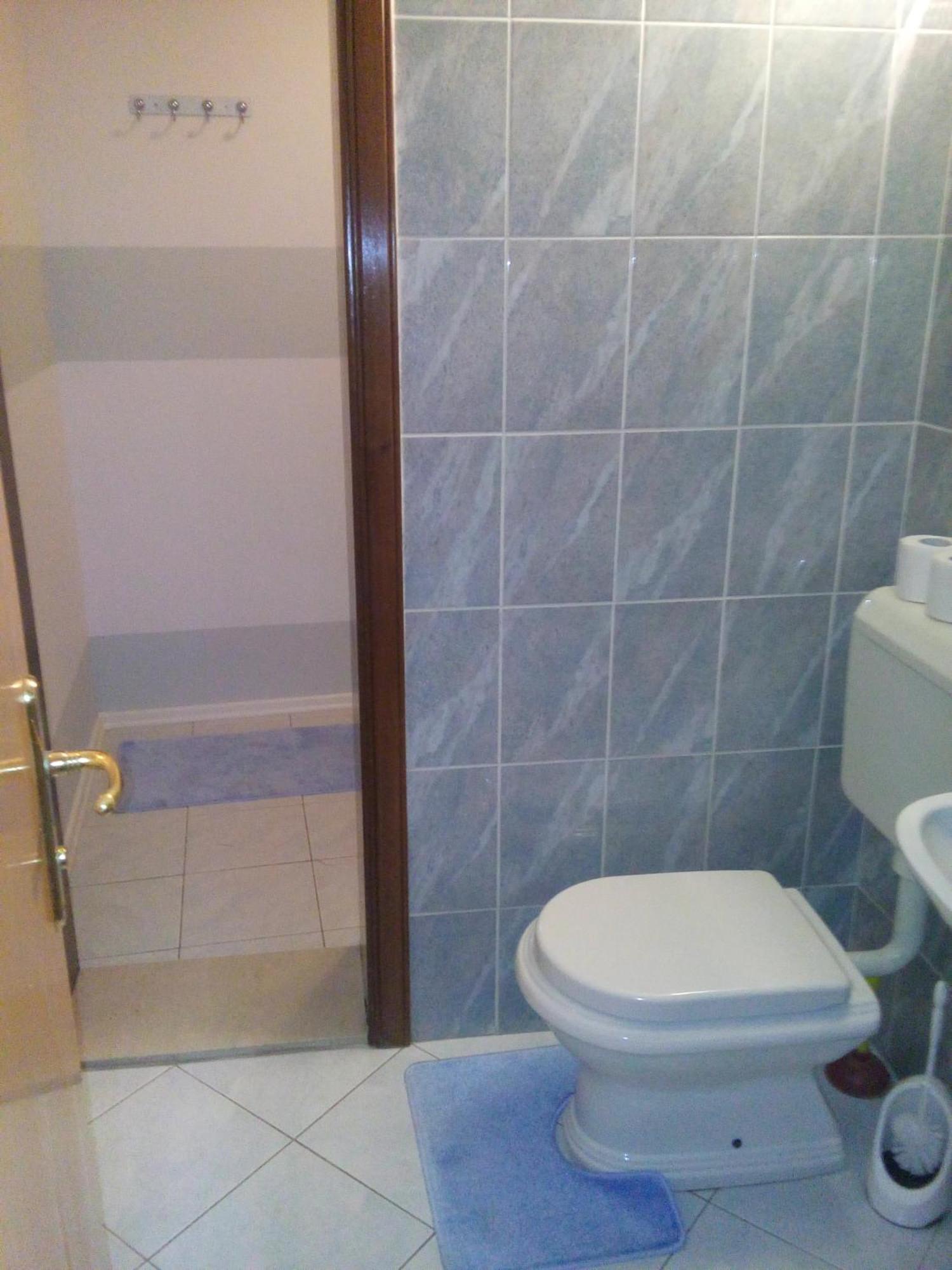 מוסטר Elite Guest House חדר תמונה